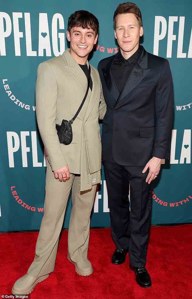 Verabredungsabend: Drehbuchautor Dustin Lance Black (rechts), der für das Drehbuch des schwulen Polit-Dramas „Milk“ einen Oscar gewann, nahm an der Arm-Fete seines Taucher-Ehemanns Tom Daley teil