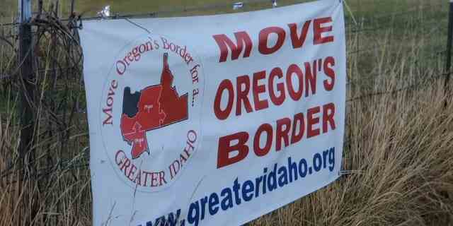 Ein ländliches Schild wirbt für die Greater Idaho-Bewegung.