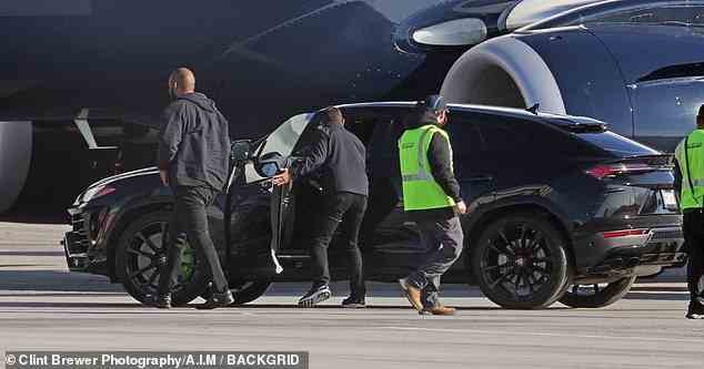 Er fuhr seinen maßgeschneiderten Lamborghini zum Flughafen von Los Angeles