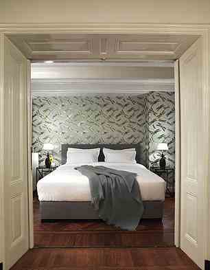 Zimmer in der Villa Nicola Amsterdam kosten ab etwa £295 pro Nacht