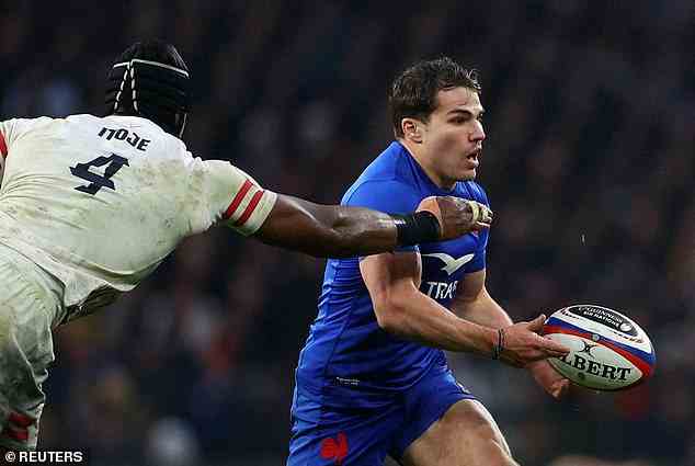 Antoine Dupont spielte ein verzaubertes Rugby, das England in seinen Bann zog