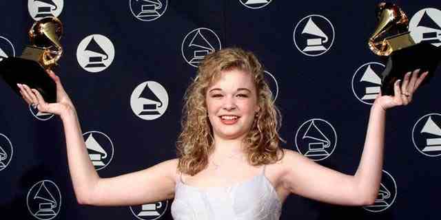 LeAnn erhielt ihre ersten beiden Grammy Awards im Alter von 14 Jahren.