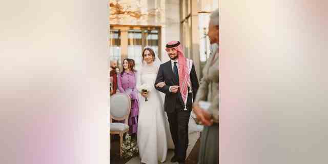 Prinzessin Iman strahlte neben ihrem Bruder Kronprinz Hussein.