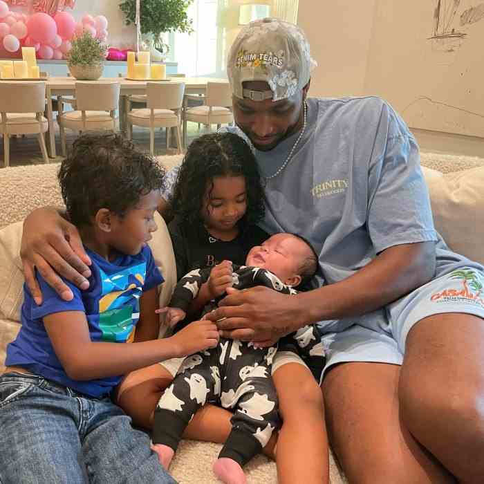 Maralee Nichols teilt Foto von Sohn Theo, nachdem Khloe Kardashian Tristan Thompson mit seinen anderen Kindern gepostet hat 2