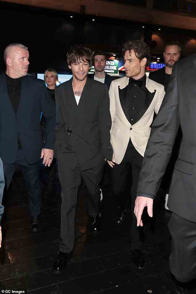 Boyband wieder zusammen: Liam wurde von seinem Kumpel Louis begleitet, als sie die Premiere verließen