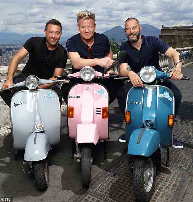 Reisen: In der Sendung bereiste der italienische TV-Favorit (links) mit seinen Feinschmeckerkollegen Gordon Ramsay (Mitte) und Fred Sirieix (rechts) die Welt, während sie die lokale Küche erkundeten