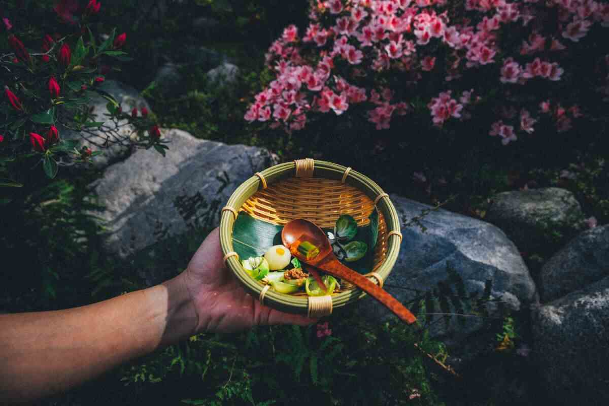 Ein saisonales Gemüsegericht im Hansei, ein mehrgängiges Erlebnis im Japanese American Cultural & Community Center