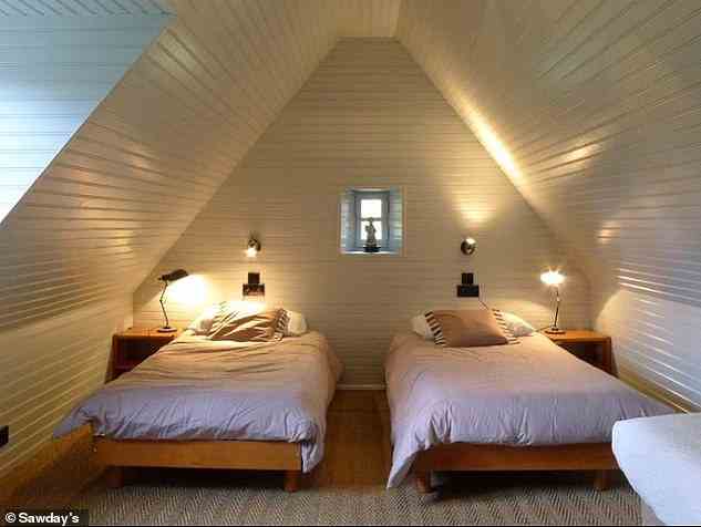 Diese Unterkunft bietet sieben Schlafplätze ab 205 € (180 £) pro Nacht oder 1.435 € (1.262 £) pro Woche