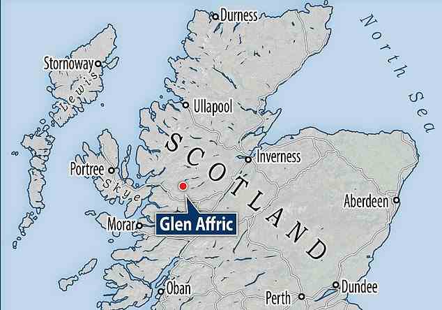 Der unbezahlbare Stoff, der in einem Torfmoor in Glen Affric in den schottischen Highlands entdeckt wurde, gehörte einem unbekannten Clan