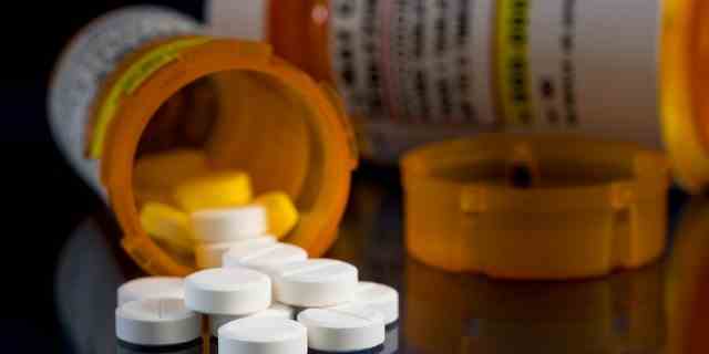 "Mohnsamen können dazu führen, dass ein Urin-Drogentest positiv auf Opioide wie Morphin, Codein und Heroin," sagte ein Arzt gegenüber Fox News Digital.