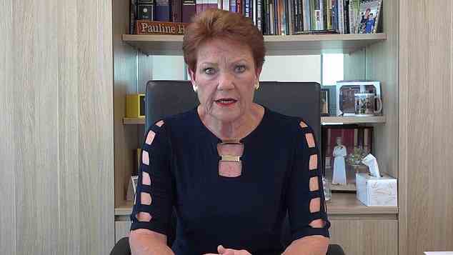 Pauline Hanson hat ein vernichtendes Video auf Facebook gepostet, in dem sie deutlich machte, dass ihre Partei den Tweet von Herrn Latham nicht „duldet“.