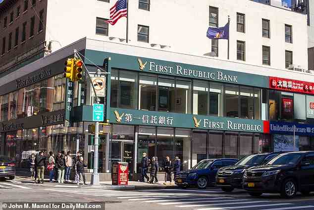 Troubled US regional bank First Republic is reportedly in rescue talks with major US financial institutions as a banking crisis unfolds on both sides of the Atlantic