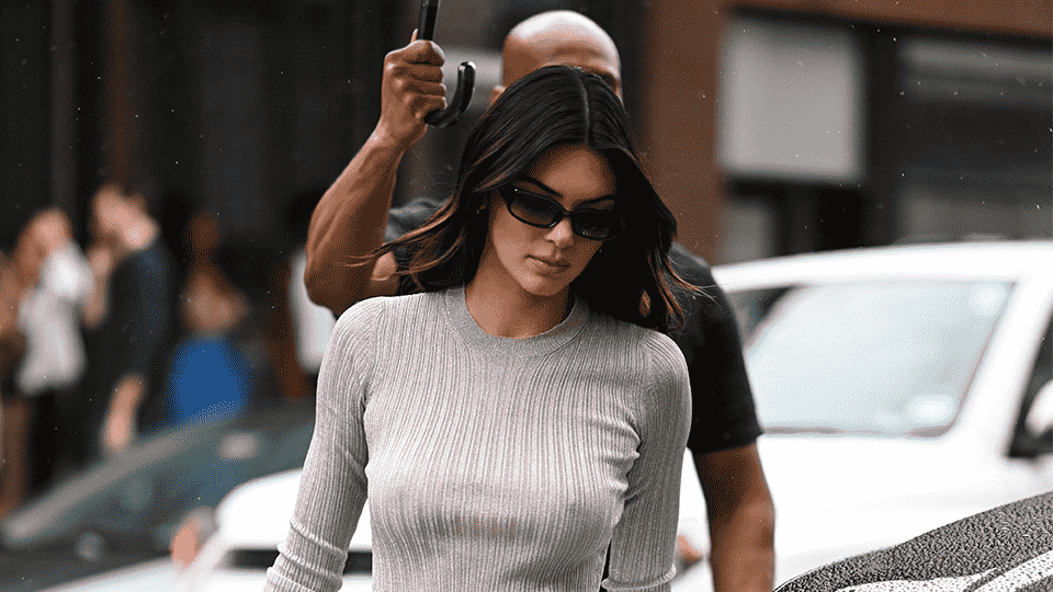 STYLECASTER |  Kendall Jenner NYFW Streetstyle