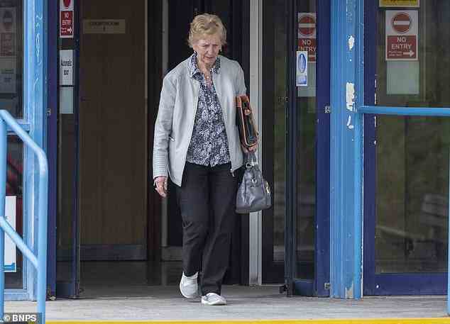 Eunice Day verließ letzte Woche das Amtsgericht von Poole, wo sie wegen Körperverletzung für schuldig befunden wurde
