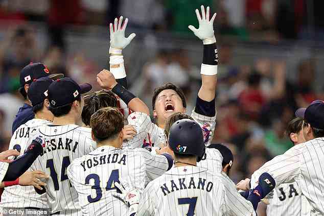 Munetaka Murakamis Walk-Off-Double in zwei Läufen schickte Japan zum Titelgewinn gegen die USA