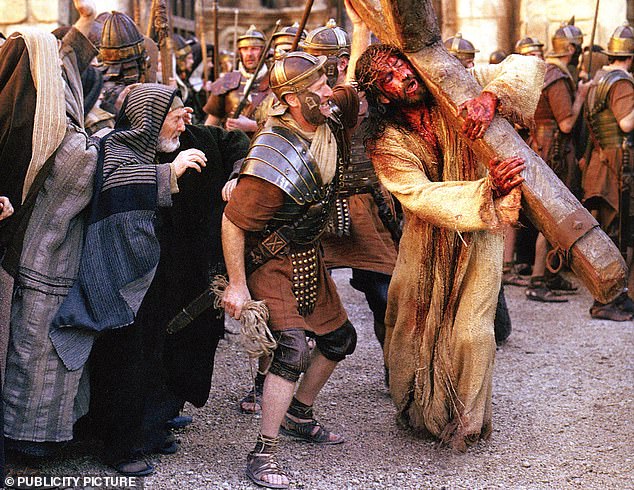 Umstritten: Der australische Regisseur und Schauspieler, 67, hat zuvor mehrfach erwähnt, dass der zweite Film mit dem Titel The Passion of the Christ: Resurrection in Arbeit sei