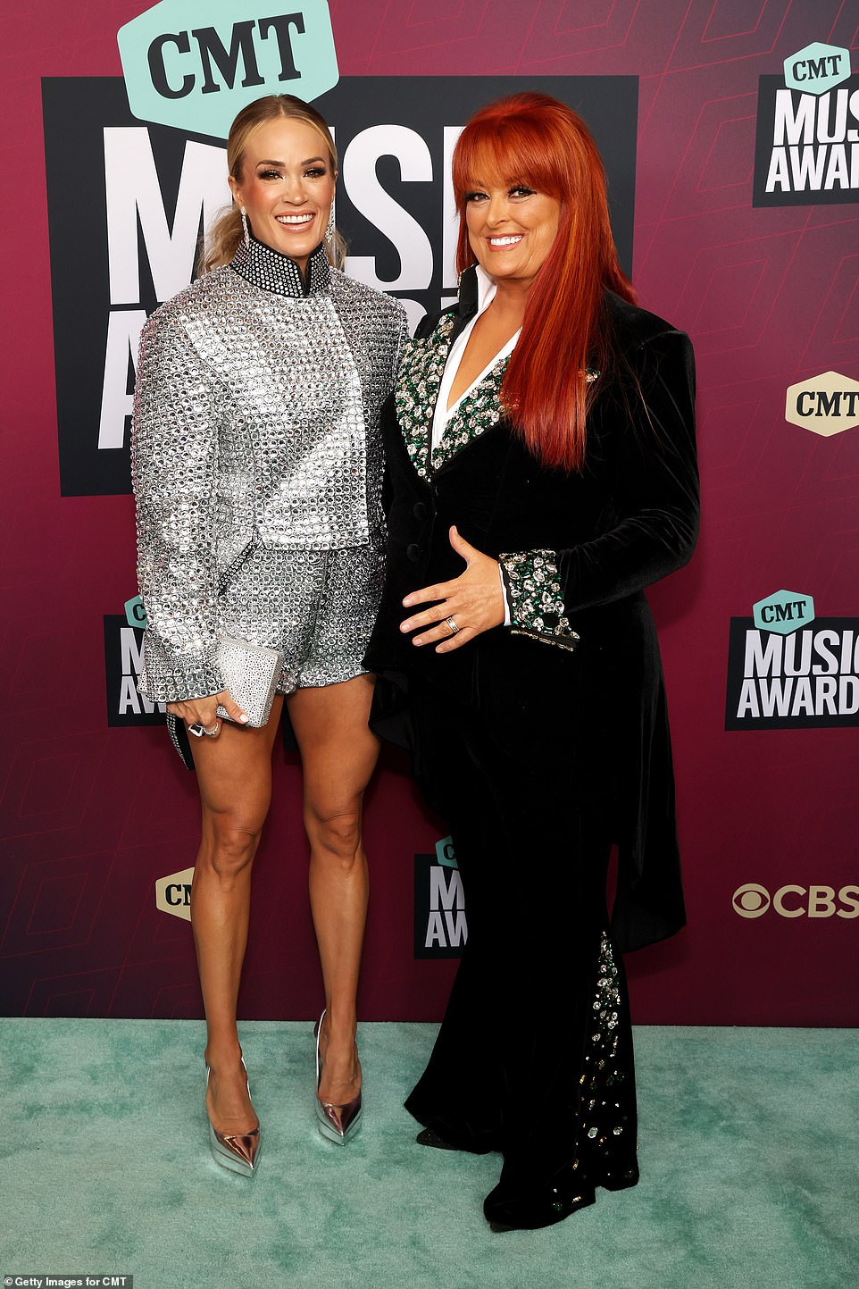 With Carrie: Wynonna mingled with Carrie on the red carpet