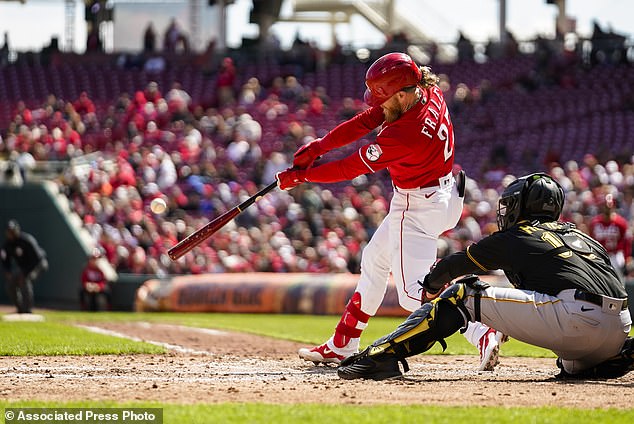 Cincinnati Reds' Jake Fraley (27) hits a double against the Pittsburgh Pirates in the fifth inning