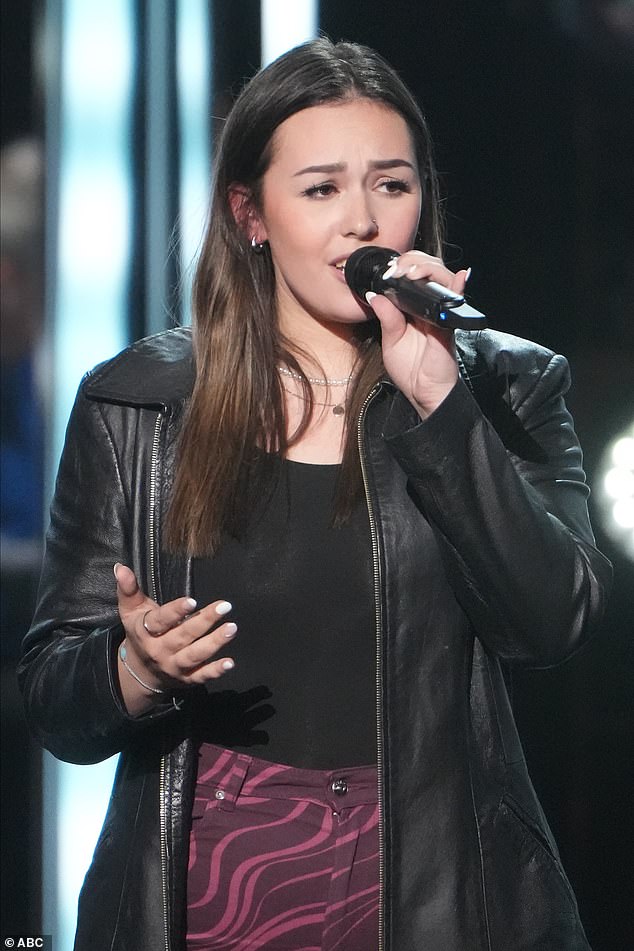 McKayla: 16-year-old McKayla Stacy was up next, revealing her father Phil Stacey made it to the Top Six back in 2006, with her mentor Jordin Sparks, who won Idol the year her dad competed, as Jordin and Phil briefly reunited