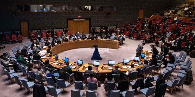 Der Sicherheitsrat hält am 7. März 2023 im UN-Hauptquartier in New York ein Treffen zu Frauen, Frieden und Sicherheit ab.