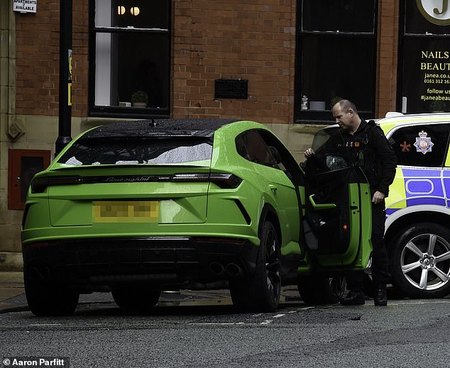 Auffällig: Die Polizei soll mit Ryan über seinen und Kerrys auffälligen 200.000-Pfund-Lamborghini gesprochen haben
