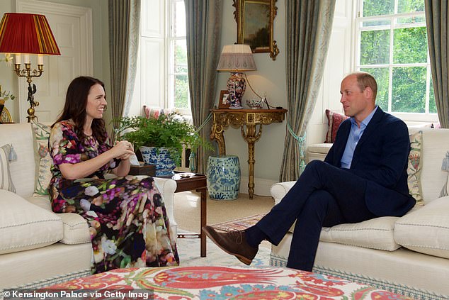 Der Ex-PM und Prinz William trafen sich letztes Jahr im Kensington Palace, als sie ihn im Sommer auf ihrer ersten Reise nach Großbritannien seit der Covid-19-Pandemie besuchte