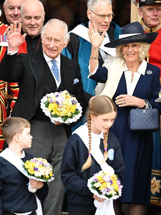 König Charles III und die Queen Consort nehmen am Royal Maundy Service teil