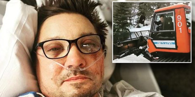 Jeremy Renner teilt ein Krankenhaus-Selfie nach der Operation nach einem Schneepflug-Unfall.