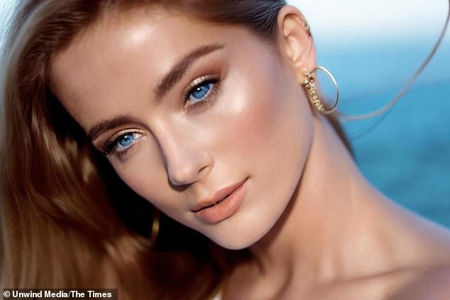 Unwind Media veranlasste DeepDream Al auch, ein Bild des nächsten „Bond Girl“ zu erstellen, und wies es an, eine britische Schauspielerin Mitte Zwanzig und 5 Fuß 7 zu sein" groß.  Das resultierende Bild (im Bild) zeigte eine junge Frau mit strahlend blauen Augen und blonden, fließenden Haaren