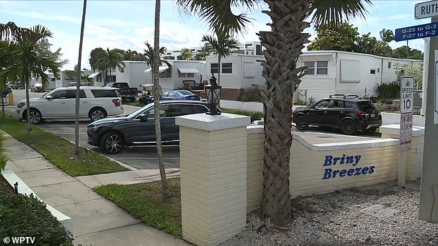 Die Bewohner der winzigen Strandgemeinde mit 600 Einwohnern in Palm Beach County, Südflorida, haben das Angebot abgelehnt