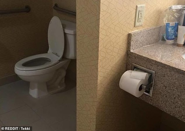 Dieser Toilettenpapierhalter, von dem angenommen wird, dass er in einem nordamerikanischen Badezimmer steht, ist der perfekte Ort ... wenn Sie ein Riese mit Armen sind, die sich um Wände biegen können