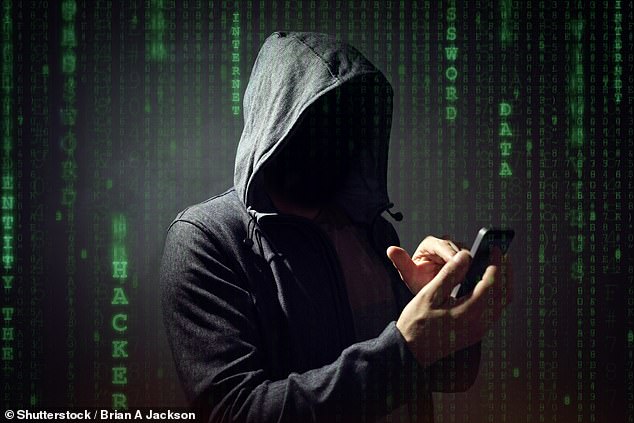 Top-Betrug: Beim „Nummern-Spoofing“ nutzen Betrüger Technologien, um sich als Ihr Freund, Familienmitglied, Bank, Telekommunikationsanbieter oder eine Regierungsbehörde wie das Finanzamt auszugeben