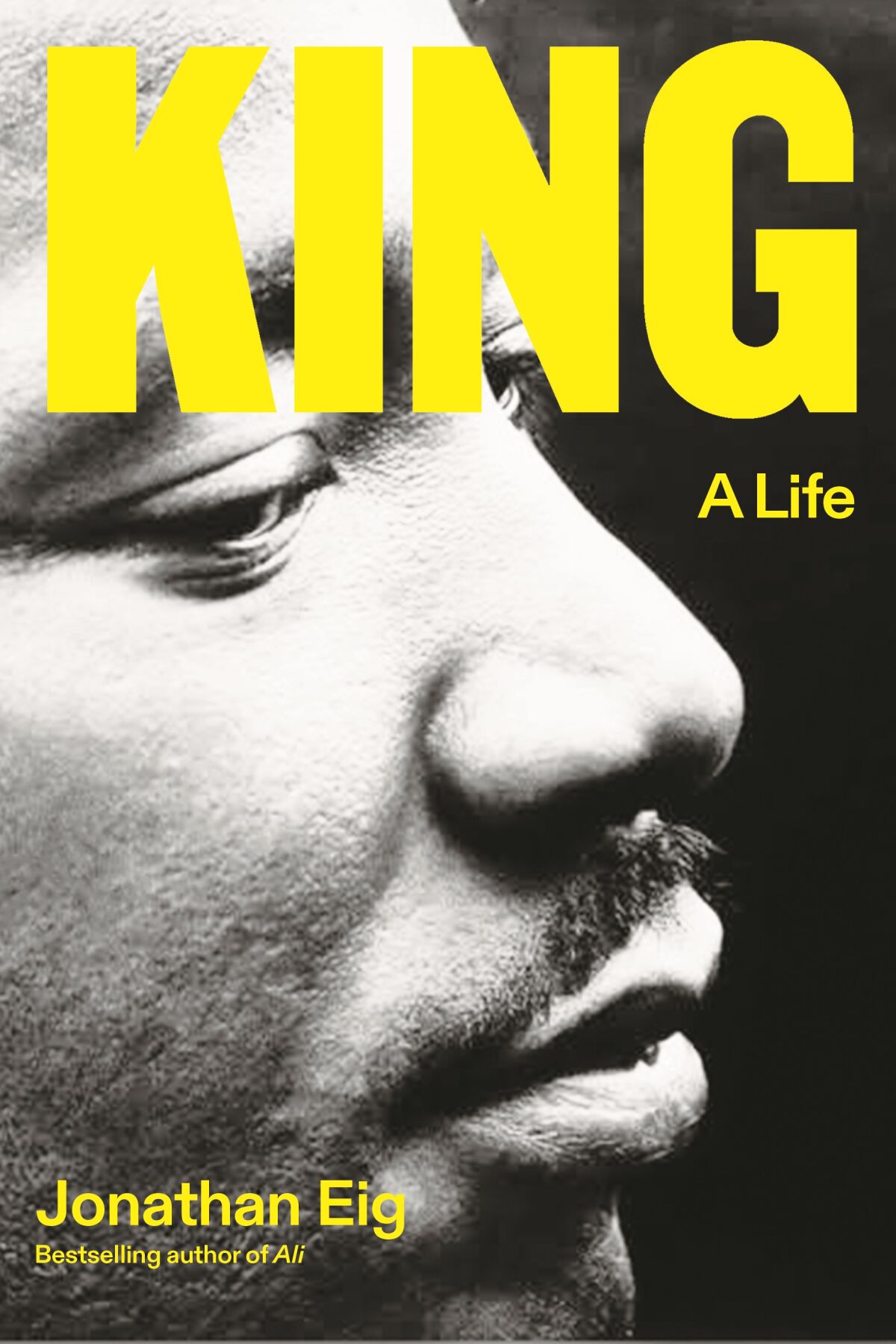 „King: A Life“ von Jonathan Eig, Buchcover mit Foto von Martin Luther King Jr. 