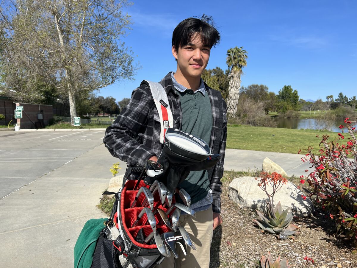 Junior Turner Osswald von El Camino Real ist der amtierende City Section Golf Champion.