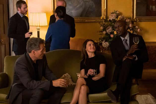 (L to R) Rufus Sewell as Hal Wyler, Keri Russell as Kate Wyler, David Gyasi as Austin Dennison in episode 106 of The Diplomat.