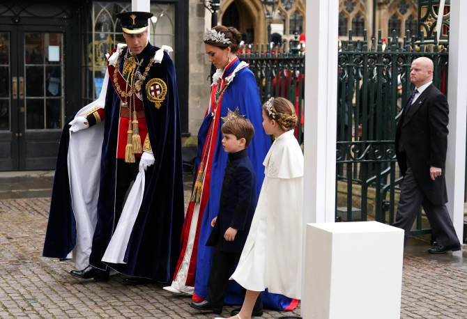 GettyImages 1252745796 Kate Middletons Krönungslook von König Charles III. Verehrte Prinzessin Diana