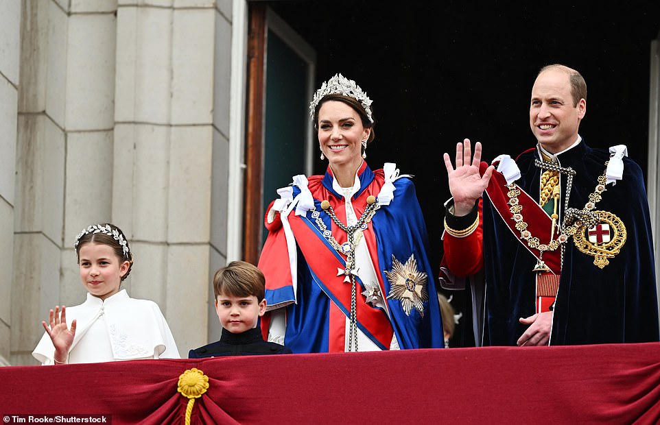 Princess Charlotte of Wales, Prince Louis of Wales, Catherine Princess of Wales and Prince William followed out the royal couple
