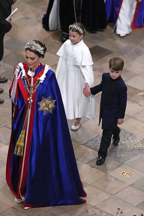 Ihre Majestäten König Karl III. und Königin Camilla - Krönungstag