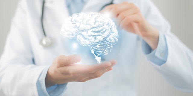Arzt mit KI-Gehirnmodell