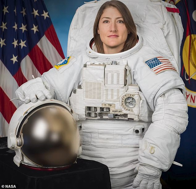Die NASA-Astronautin Christina Koch wurde kürzlich zur ersten Frau ernannt, die den Mond besucht, wenn die NASA-Mission Artemis II nächstes Jahr startet