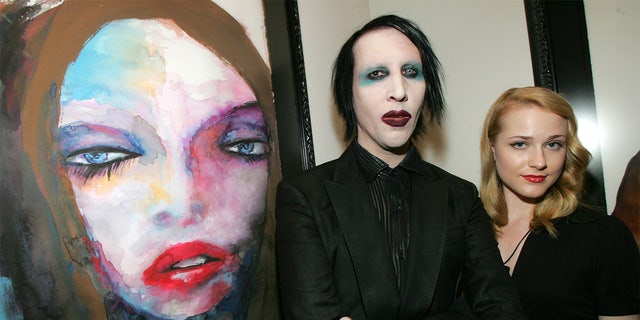 Evan Rachel Wood und Marilyn Manson besuchen Kunstausstellung