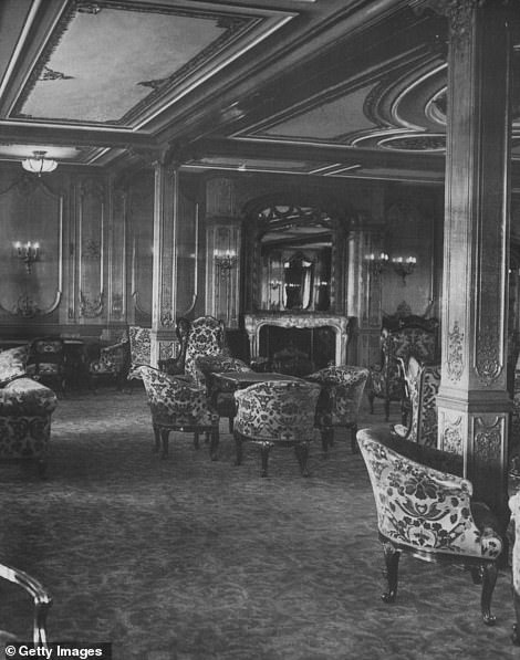 Die First Class Lounge an Bord der RMS Titanic, 4. Januar 1912