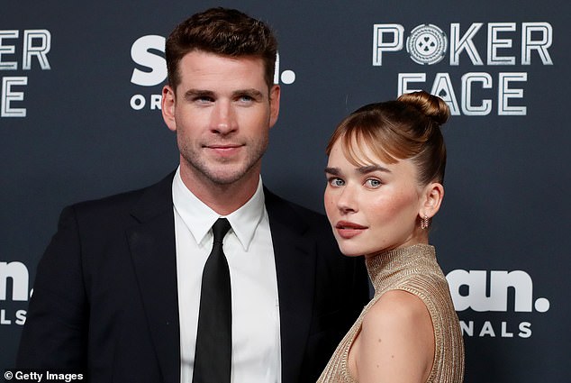 Liam Hemsworth nahm am Donnerstagabend nicht an der Australian Fashion Week teil, während seine Model-Freundin Gabriella Brooks auf dem Laufsteg war.  Das Paar ist seit Dezember 2019 drei Jahre lang zusammen (Bild 2022)