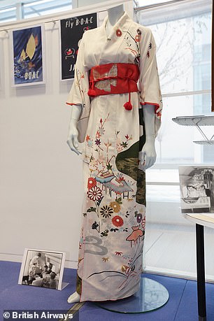 Ein BOAC-Kimono, der von 1955 bis 1974 von den japanischen Stewardessen der BOAC getragen wurde