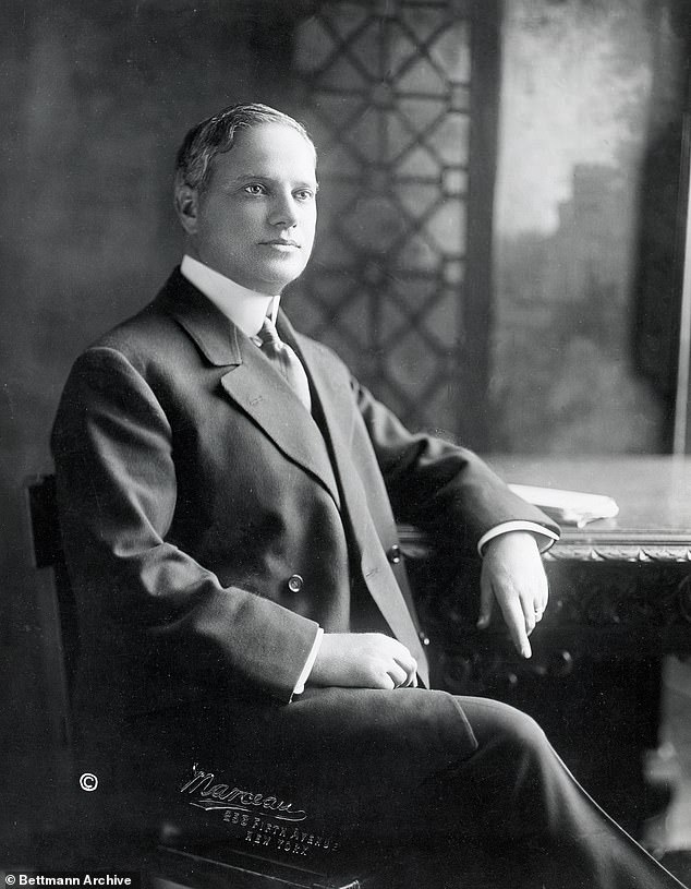 Zu den Menschen auf der Titanic, deren Leichen nie gefunden wurden, gehört der amerikanische Geschäftsmann Benjamin Guggenheim (im Bild).