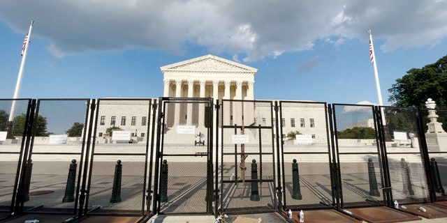 Zaun des Obersten Gerichtshofs