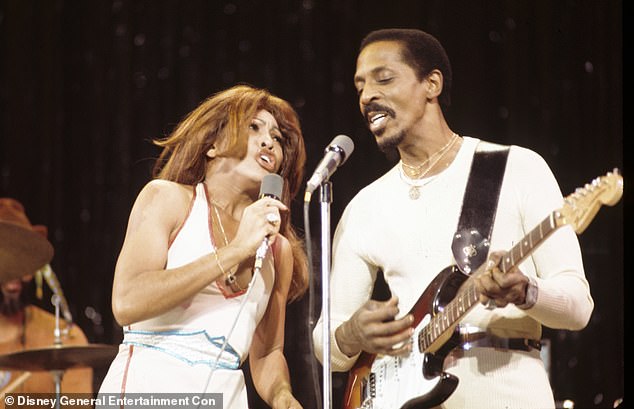 Tina and Ike pictured performing togehter in November 1973. Around this time, Tina started experimenting different colours