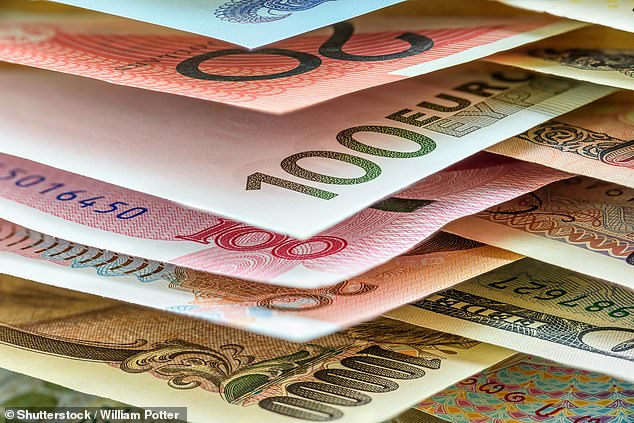 Echtes Geld: Bargeld bleibt für britische Touristen die beliebteste Art, im Ausland Geld auszugeben
