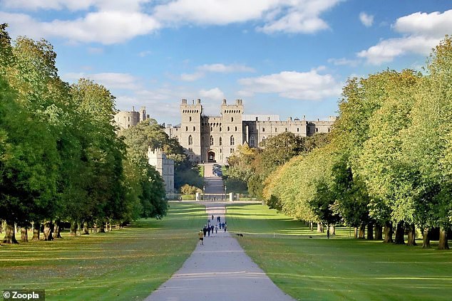 Wir werfen einen Blick auf vier Immobilien in der Nähe der königlichen Residenz Windsor Castle (scrollen Sie nach unten, um weitere Informationen zu erhalten).