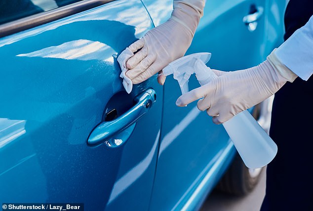 Eine US-Frau vertraute fälschlicherweise auf das Reinigungsprodukt Pink Stuff, um Schrammen und Kratzer an ihrem Auto zu beseitigen (Archivbild)